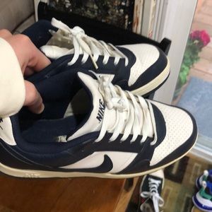 Navy white vintage dunk 2.0s